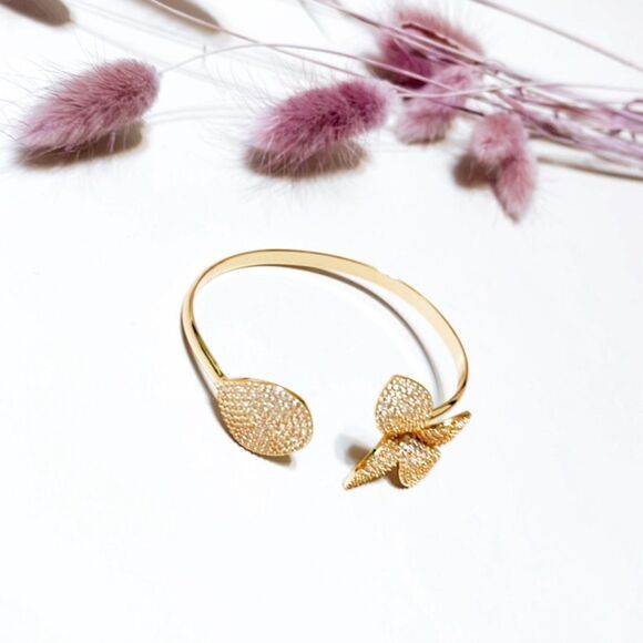 Diamond flower bracelet C39 - Picture 6 of 6